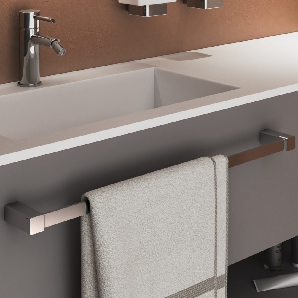 Origins Living Spluga Chrome 600mm Single Towel Rail